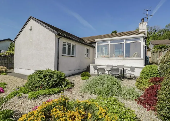 Westwinds * Grange-over-Sands