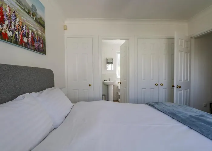 Westwinds * Grange-over-Sands